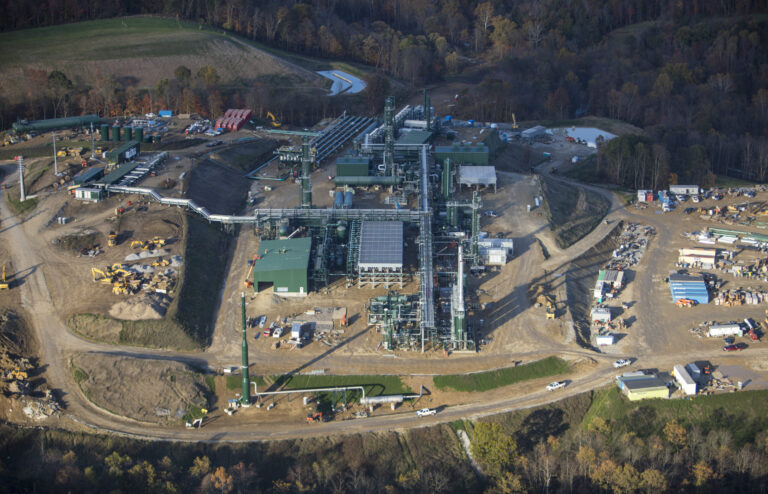 An aerial view shows a natural gas cryogenic processing plant under construction Oct. 26, 2017 in Smith Township, Washington County, Pennsylvania. Credit: Robert Nickelsberg/Getty Images