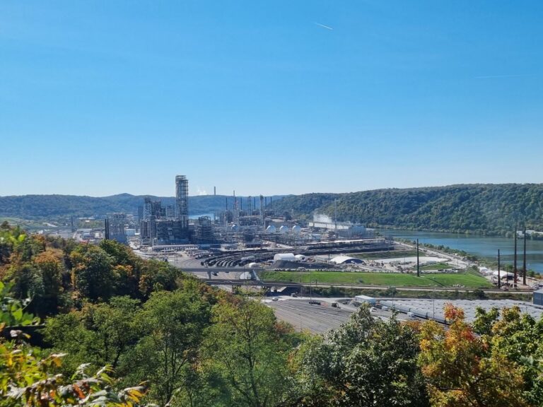 Shell's new petrochemical plant in Monaca, Pennsylvania, on the Ohio River, about 30 miles north of Pittsburgh. Credit: Emma Ricketts/Inside Climate News.
