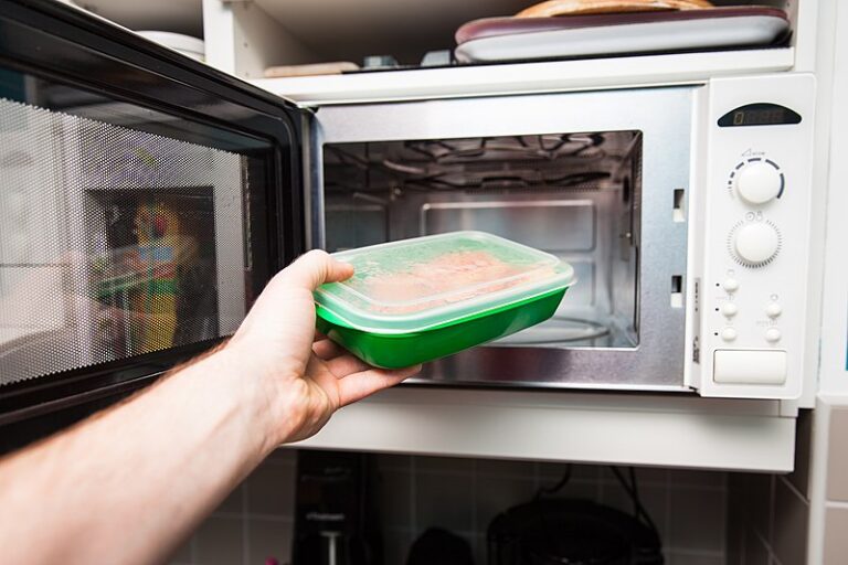 Toxic Microplastics, Microbes Being Released as Microwave Ovens Heat Plastic Containers for Baby Food