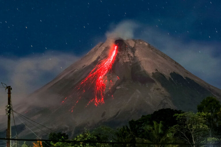 TOPSHOT-INDONESIA-VOLCANO