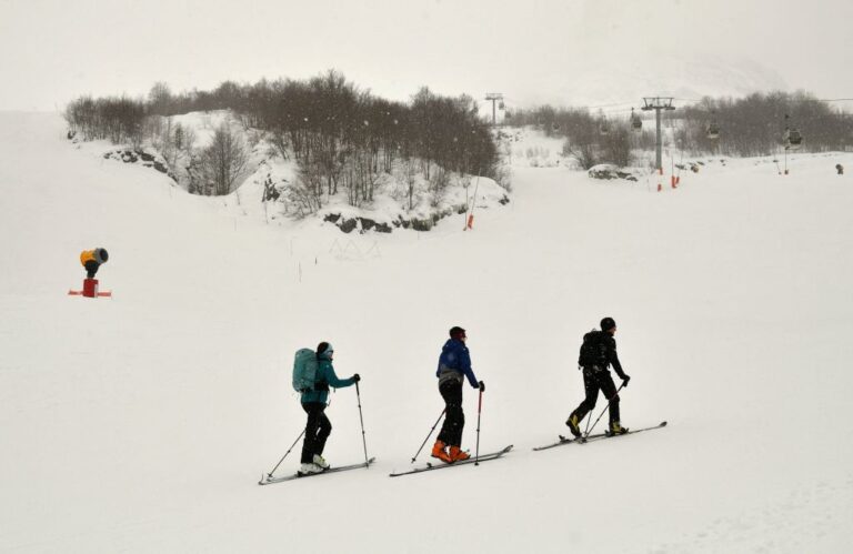 Les pistes de ski européennes sont confrontées à une pénurie de neige en raison du réchauffement climatique, selon une étude