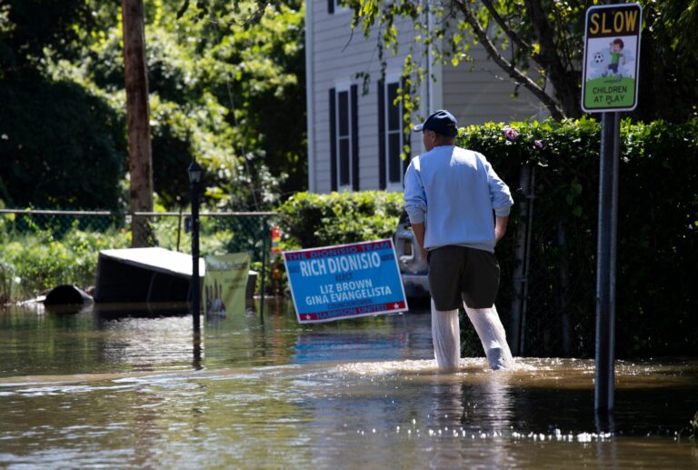 New York devient le dernier État à exiger la divulgation des risques d'inondation pour les ventes de maisons