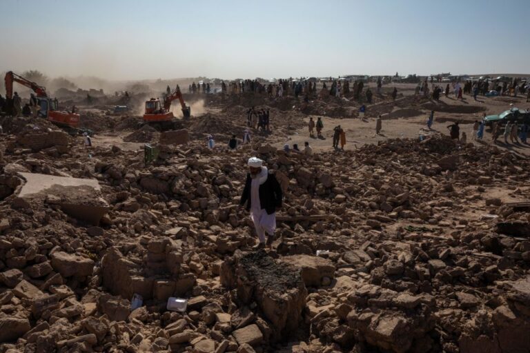 6.3 magnitude earthquake strikes the city of Herat