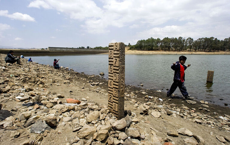 Rainy Season Ends with Extremely Low Water Levels for Mexico City, Officials Restrict Water Consumption