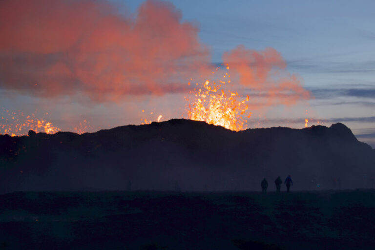 TOPSHOT-ICELAND-VOLCANO