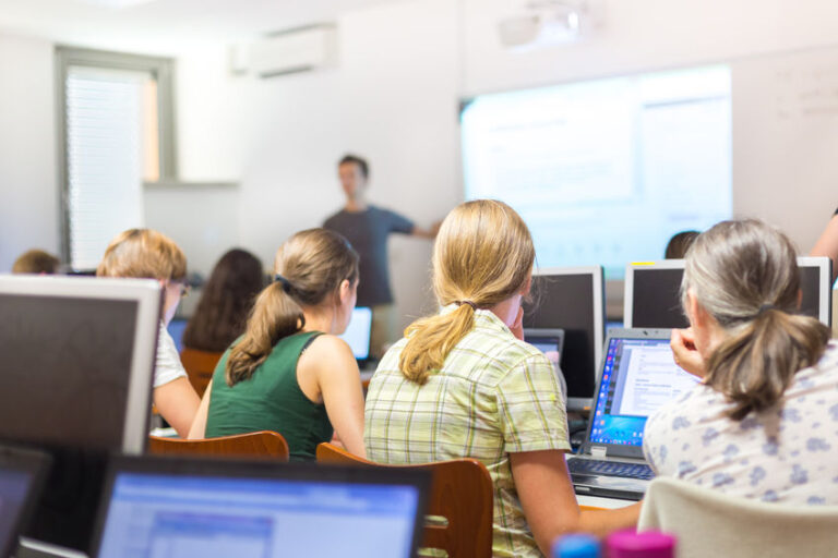 Les meilleures écoles pour apprendre l'écologie en dehors de la France