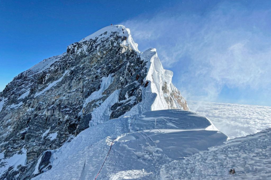 Les montagnes du Népal ont perdu un tiers de leur glace en 30 ans à cause du réchauffement climatique, selon l'ONU