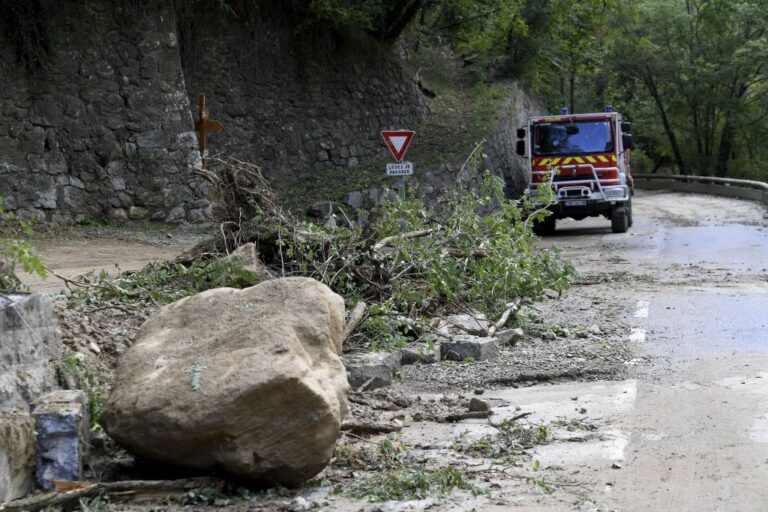 Tempête du golfe du Mexique pour déclencher des vents, des précipitations et des tornades sur le sud-est