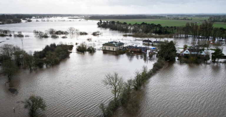 BRITAIN-WEATHER-STORM