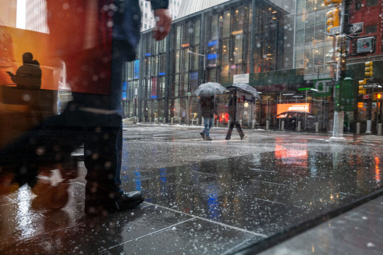 Blowing snow in Manhattan
