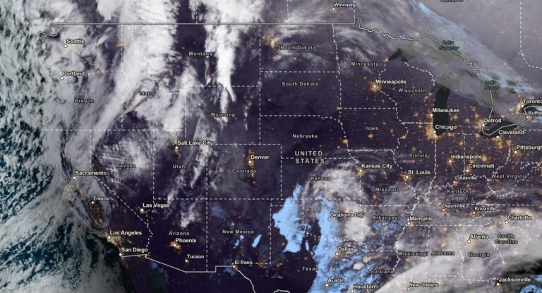 NESDIS - NOAA Hurricane Tracker