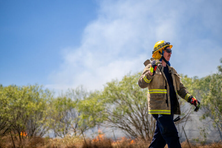 Mise à jour météo aux États-Unis : des incendies de forêt menacent les plaines du sud et du nord ce week-end
