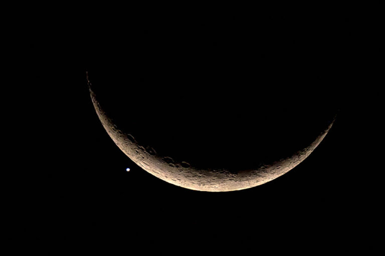 Crescent moon