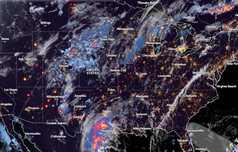 Zoom Earth Satellite via NOAA - NESDIS