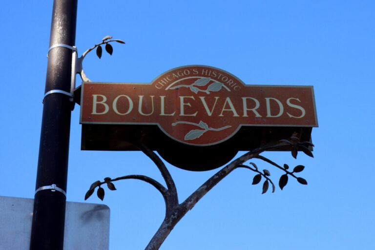 Chicago’s Historic Boulevards are identified by these distinctive signs found across the system. Credit: Yiannis Mastoras/Inside Climate News