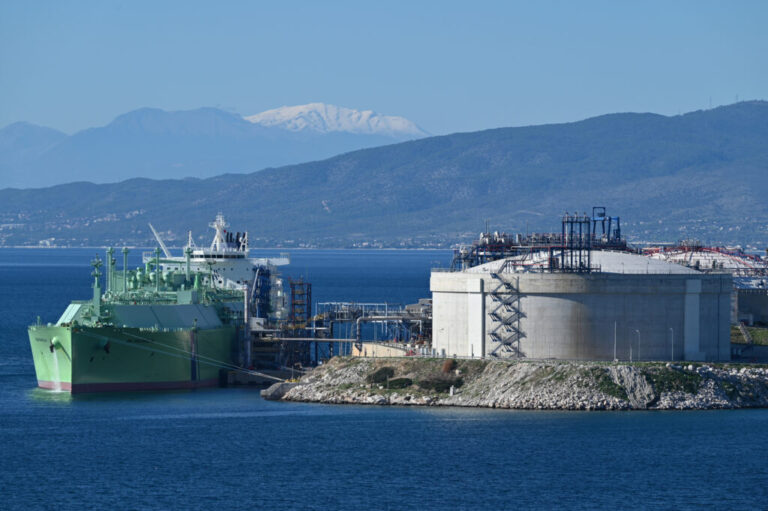 An LNG tanker unloads liquefied natural gas from the U.S. at a terminal near Athens, Greece, on Dec. 1. Credit: Nicolas Koutsokostas/NurPhoto via Getty Images)