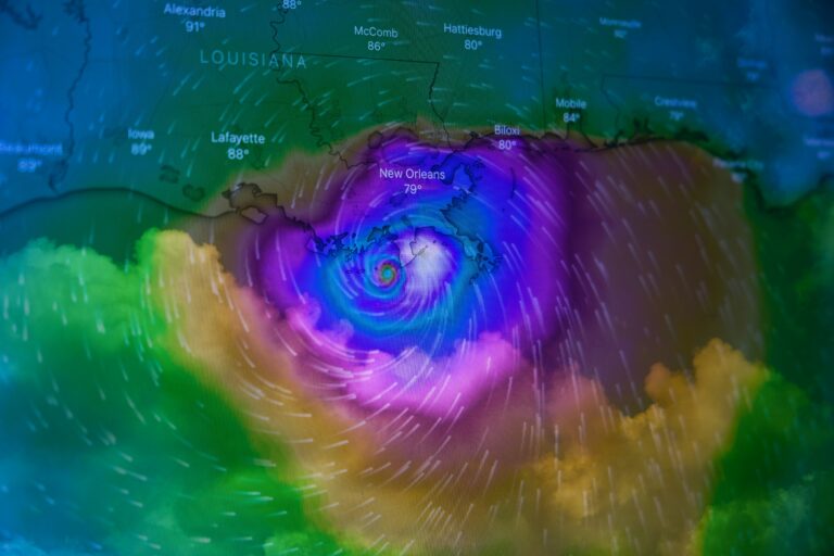 Hurricane in Radar