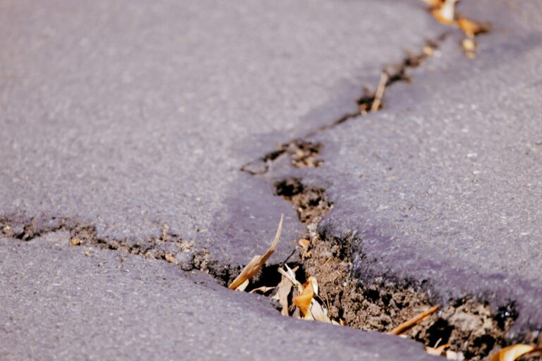 crack on ground