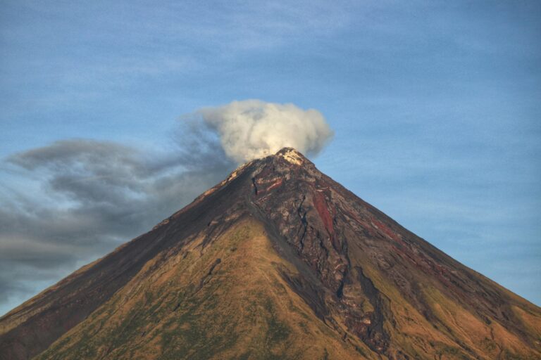 mayon volcano
