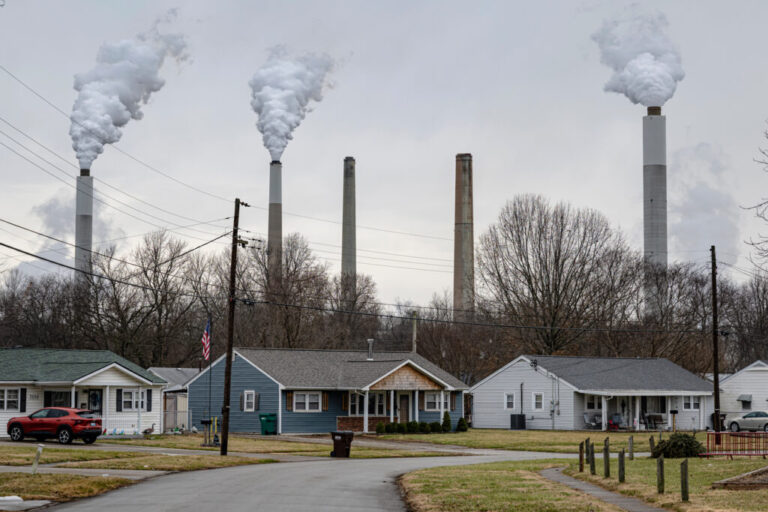 A view of the coal-fired Mill Creek Generating Station on Feb. 14 from the Valley Village neighborhood in Louisville, Ky. Credit: Jon Cherry/Getty Images