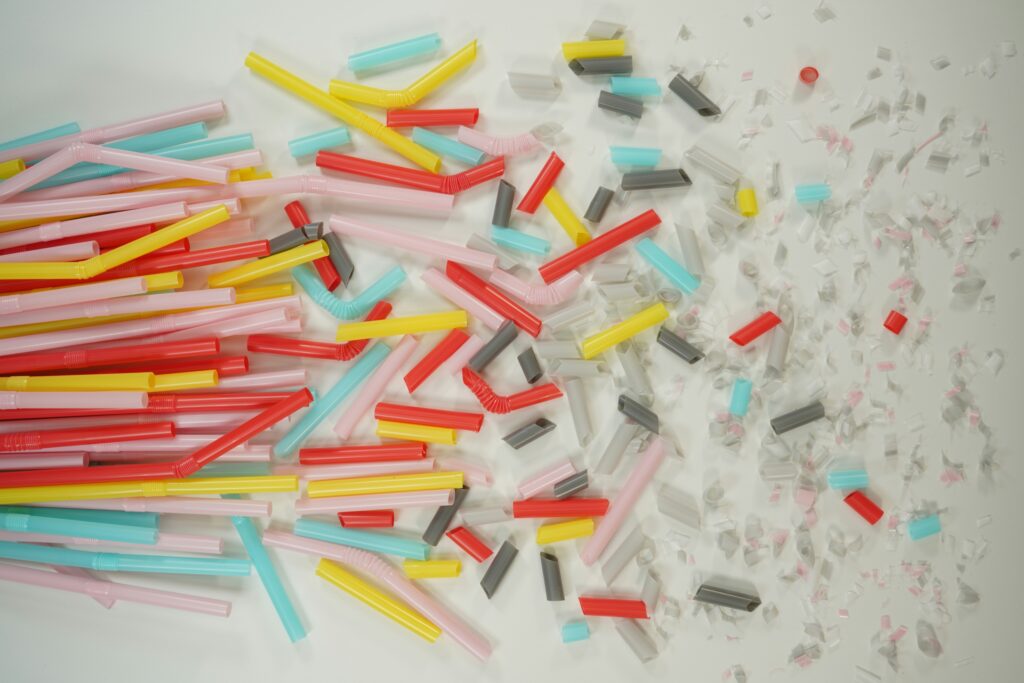 plastic straws