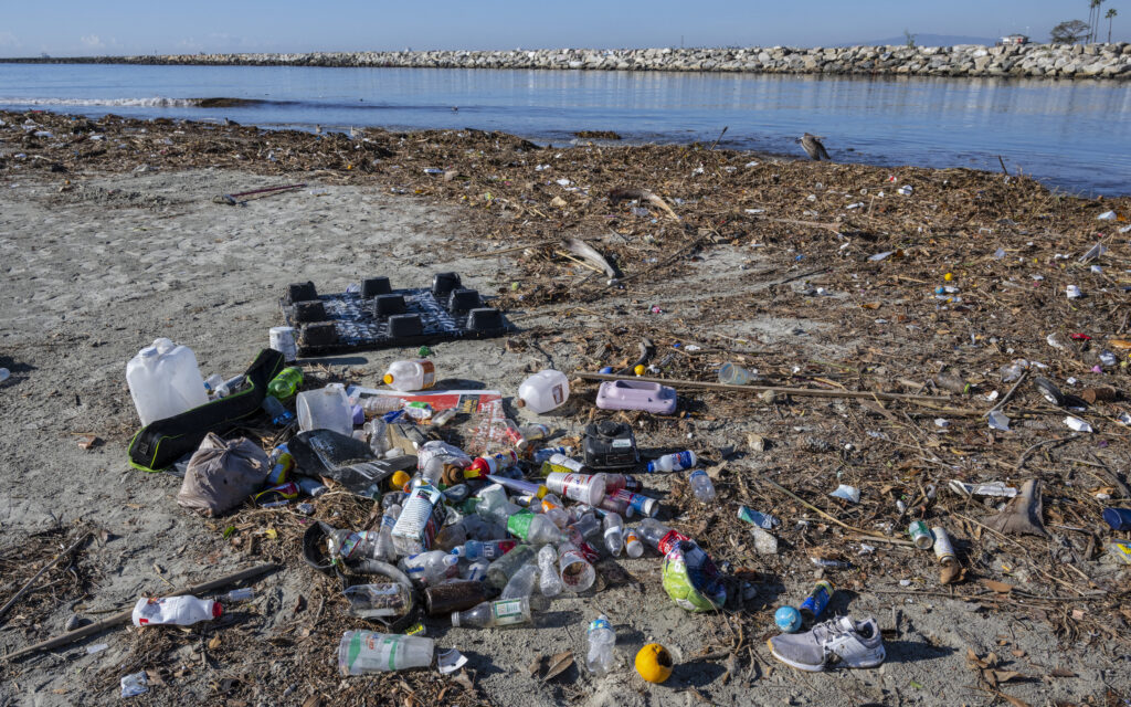 Après le lobbying de l'industrie chimique, l'EPA envisage d'abandonner les protections contre l'air pur pour le recyclage des déchets plastiques