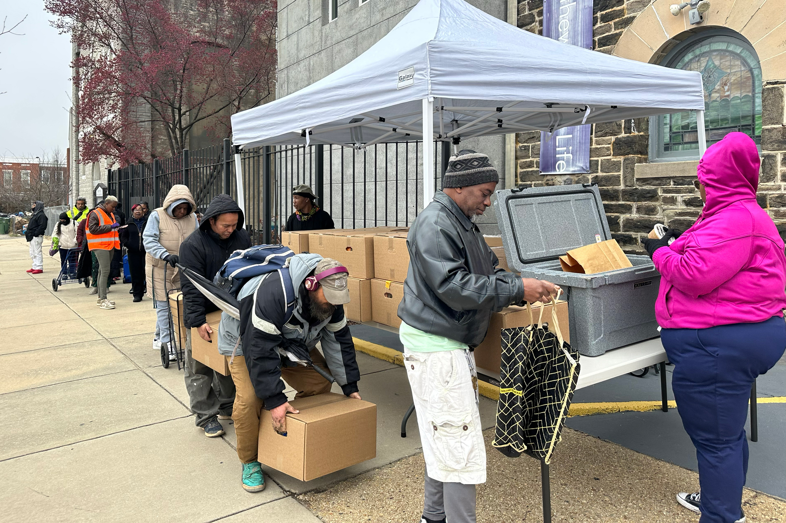 St. Matthew's New Life est l'un des deux pôles de résilience qui hébergent des centres de distribution alimentaire et servent de centres de refroidissement pendant l'été. Crédit : Révérend André Briscoe Jr./St. Église Méthodiste Unie de la Nouvelle Vie de Matthew