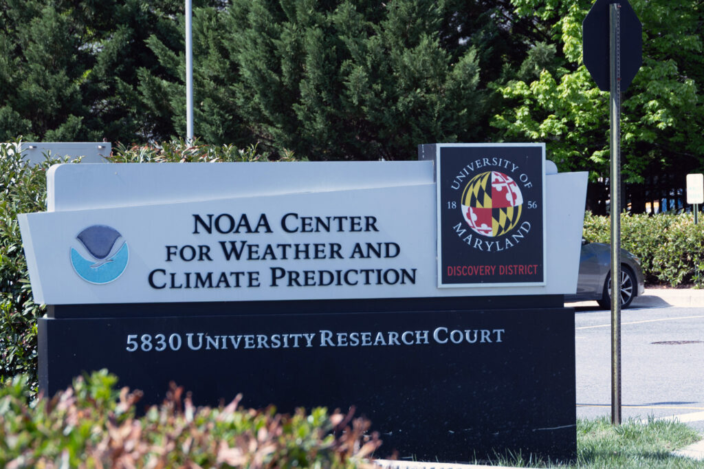 Le partenariat entre l'Université du Maryland et la NOAA dans le cadre du programme Sea Grant est menacé par la suppression de fonds. Crédit : Gabriel Matias Castilho/Pacte Climat