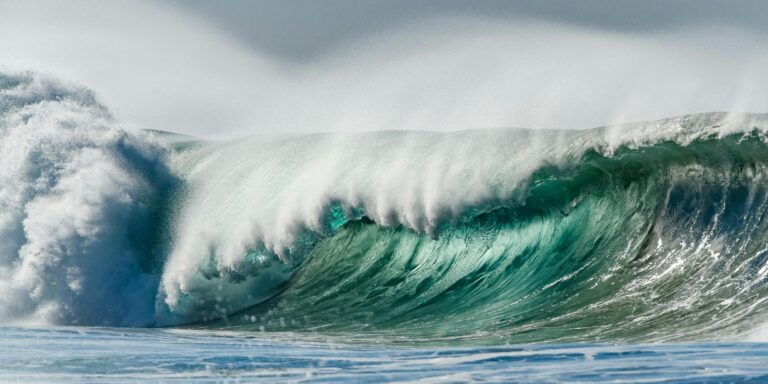 tidal wave